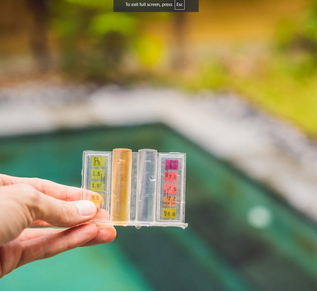 Test kadar PH dan Chlorine di air